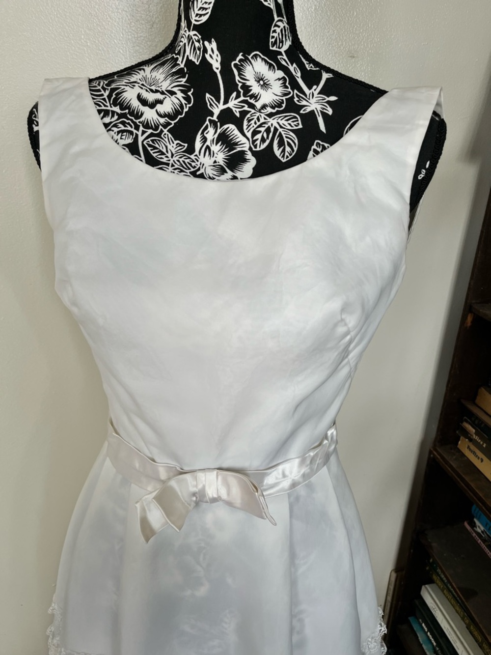 1950s White Wedding dress mcm - Picture 2 of 11